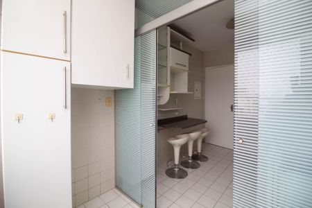 Apartamento para alugar com 70m², 2 quartos e 1 vaga Apartamento para alugar com 70m², 2 quartos e 1 vagaÁrea de Serviço
