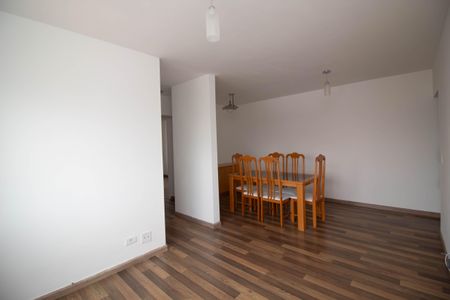 Apartamento para alugar com 70m², 2 quartos e 1 vaga Apartamento para alugar com 70m², 2 quartos e 1 vagaSala