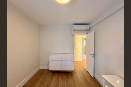 Apartamento para alugar com 109m², 3 quartos e 2 vagasQuarto 3