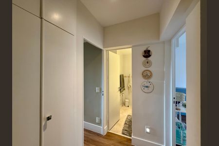 Apartamento para alugar com 109m², 3 quartos e 2 vagasCorredor Quartos 