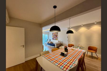 Apartamento para alugar com 109m², 3 quartos e 2 vagasSala