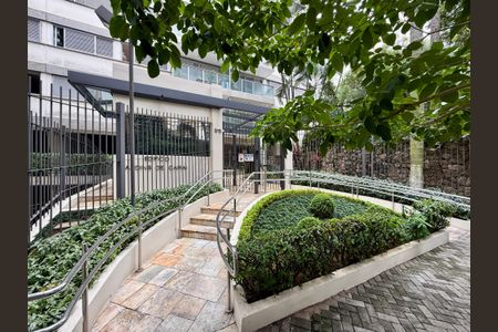 Apartamento para alugar com 109m², 3 quartos e 2 vagasFachada 