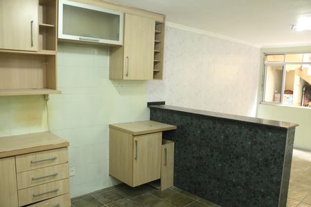 Casa para alugar com 250m², 2 quartos e 3 vagasCozinha