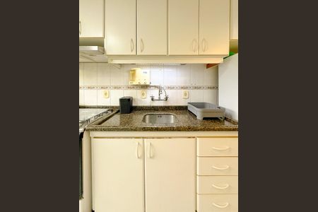 Apartamento para alugar com 50m², 2 quartos e 2 vagasCozinha