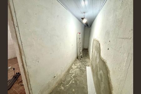 Casa para alugar com 80m², 2 quartos e 1 vaga Casa para alugar com 80m², 2 quartos e 1 vagaCorredor
