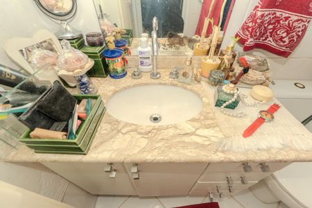 Banheiro de apartamento à venda com 1 quarto, 40m² em Morro dos Ingleses, São Paulo