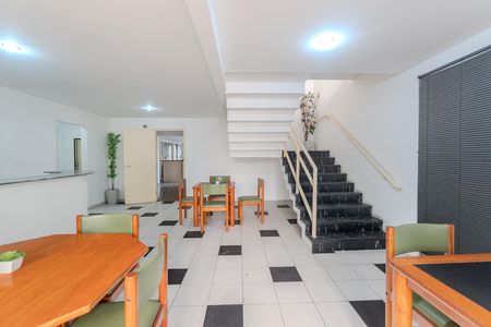 Apartamento à venda com 40m², 1 quarto e 1 vaga Apartamento à venda com 40m², 1 quarto e 1 vagaÁrea comum - Salão de festas