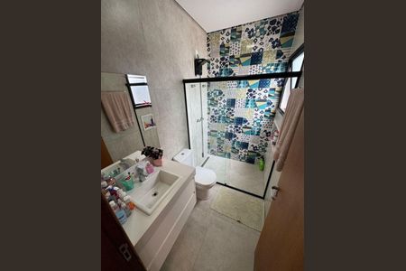 Casa à venda com 3 quartos, 220m² em Jardim Ipaussurama, Campinas