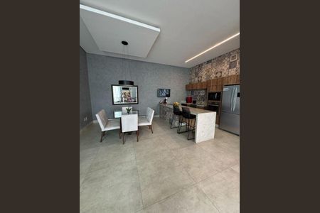 Casa à venda com 3 quartos, 220m² em Jardim Ipaussurama, Campinas