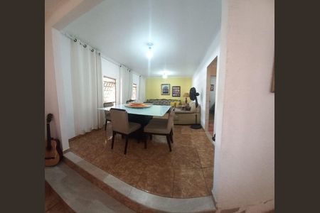 Casa à venda com 3 quartos, 180m² em Conjunto Habitacional Padre Anchieta, Campinas
