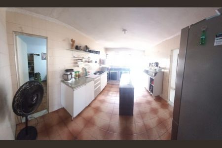 Casa à venda com 3 quartos, 180m² em Conjunto Habitacional Padre Anchieta, Campinas