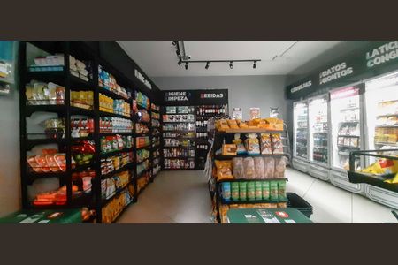 Apartamento para alugar com 70m², 2 quartos e 2 vagasMini Mercado