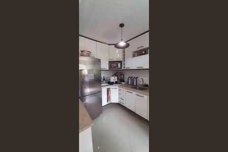 Apartamento para alugar com 70m², 2 quartos e 2 vagasCozinha