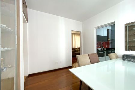 Apartamento à venda com 124m², 3 quartos e 1 vagaSala de Jantar