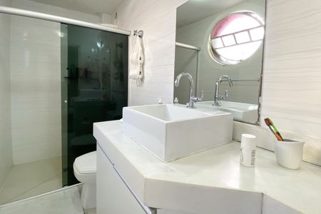 Apartamento à venda com 124m², 3 quartos e 1 vagaBanheiro da Suíte