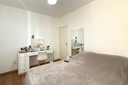 Apartamento à venda com 124m², 3 quartos e 1 vagaQuarto 2