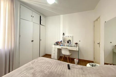 Apartamento à venda com 124m², 3 quartos e 1 vagaQuarto 2