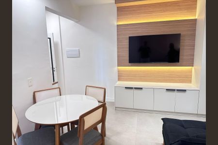 Sala de jantar de apartamento à venda com 1 quarto, 43m² em Passo d’Areia, Porto Alegre