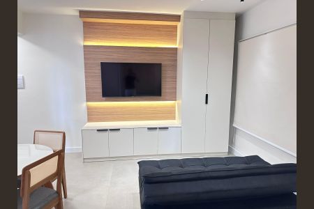 Sala de apartamento à venda com 1 quarto, 43m² em Passo d’Areia, Porto Alegre