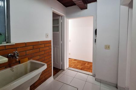 Apartamento à venda com 70m², 2 quartos e 1 vagaÁrea de Serviço