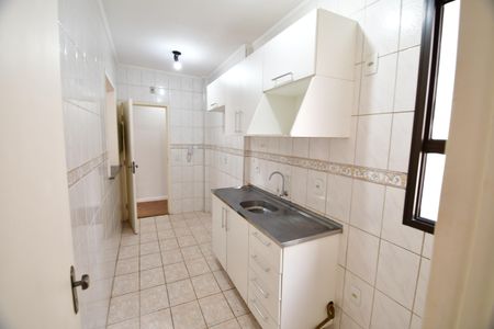 Apartamento à venda com 75m², 3 quartos e 2 vagasCozinha