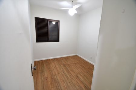 Apartamento à venda com 75m², 3 quartos e 2 vagasQuarto 1