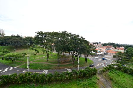 Apartamento à venda com 75m², 3 quartos e 2 vagasQuarto 1 - Vista