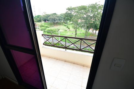 Sala - Sacada de apartamento para alugar com 3 quartos, 75m² em Vila Guararapes, Campinas