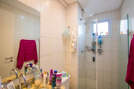 Apartamento à venda com 60m², 2 quartos e 1 vagaBanheiro do quarto 1