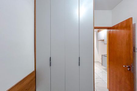 Apartamento à venda com 30m², 2 quartos e sem vagaQuarto 2 - Armários