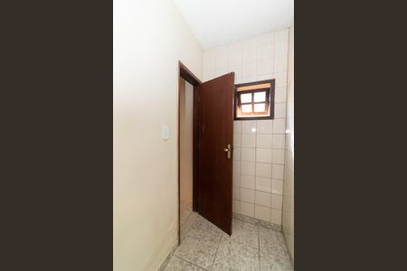 Casa para alugar com 100m², 2 quartos e 1 vagaSuíte - Closet