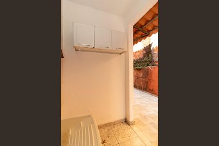 Casa para alugar com 100m², 2 quartos e 1 vagaÁrea de Serviço