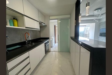 Apartamento à venda com 71m², 2 quartos e 1 vagaCozinha