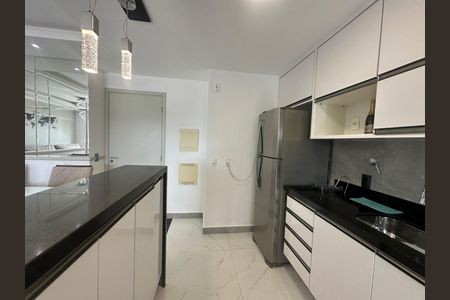 Apartamento à venda com 71m², 2 quartos e 1 vagaCozinha