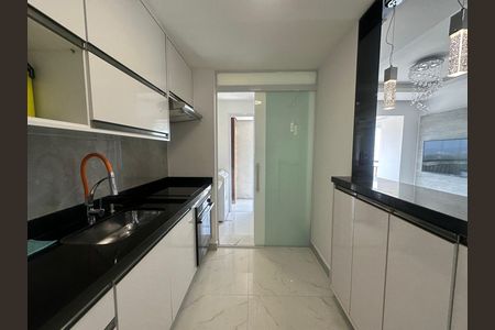 Apartamento à venda com 71m², 2 quartos e 1 vagaCozinha