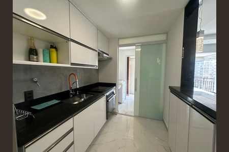 Apartamento à venda com 71m², 2 quartos e 1 vagaCozinha