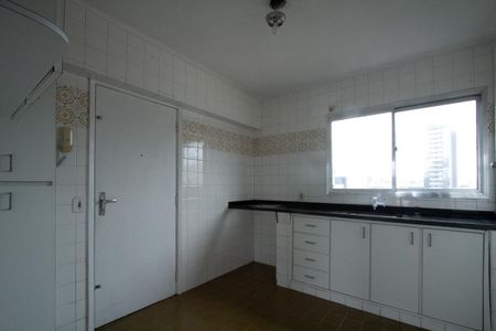 Apartamento para alugar com 89m², 2 quartos e 1 vaga Apartamento para alugar com 89m², 2 quartos e 1 vagaCozinha