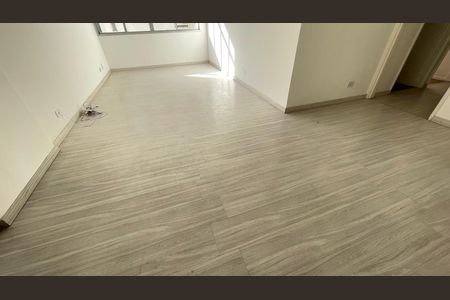 Apartamento à venda com 112m², 3 quartos e 1 vagaSala