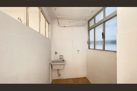 Apartamento à venda com 112m², 3 quartos e 1 vagaÁrea de serviço