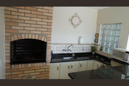 Apartamento à venda com 190m², 3 quartos e 4 vagasÁrea gourmet churrasqueira