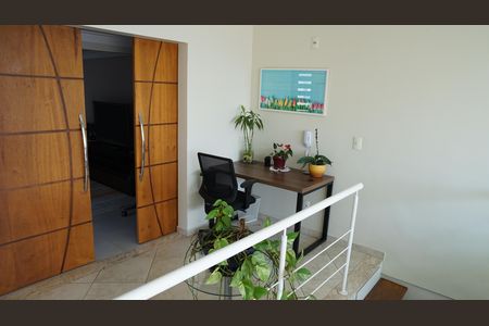 Apartamento à venda com 190m², 3 quartos e 4 vagasEscritório
