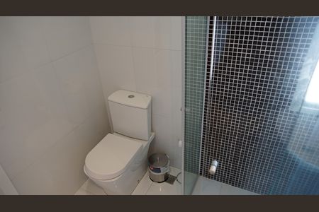 Apartamento à venda com 190m², 3 quartos e 4 vagasBanheiro 1