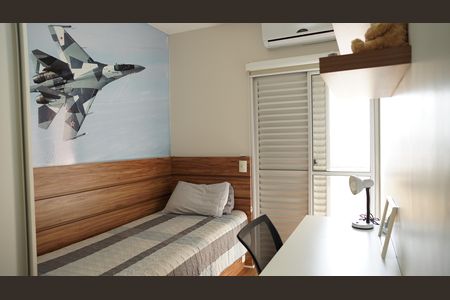 Apartamento à venda com 190m², 3 quartos e 4 vagasQuarto 2