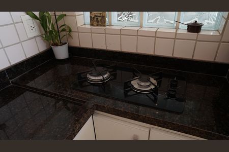 Apartamento à venda com 190m², 3 quartos e 4 vagasÁrea gourmet churrasqueira
