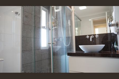 Apartamento à venda com 190m², 3 quartos e 4 vagasBanheiro 1
