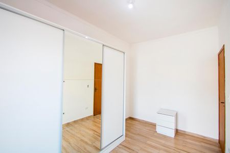 Quarto 1 de apartamento para alugar com 2 quartos, 50m² em Vila Eldizia, Santo André