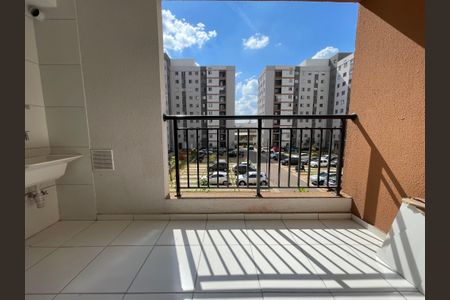 Apartamento para alugar com 42m², 2 quartos e sem vagaVaranda