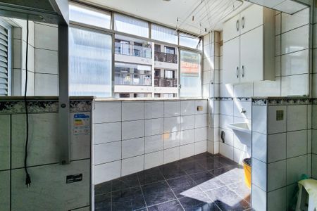 Apartamento para alugar com 96m², 3 quartos e 1 vagaÁrea de Serviço 