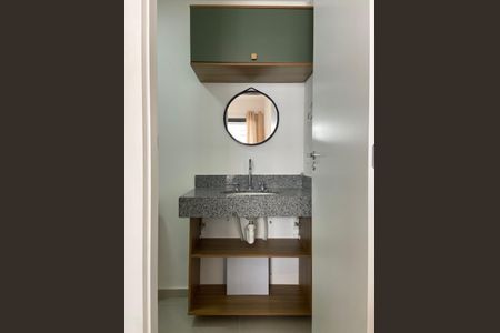 Apartamento para alugar com 34m², 1 quarto e sem vagaBanheiro 