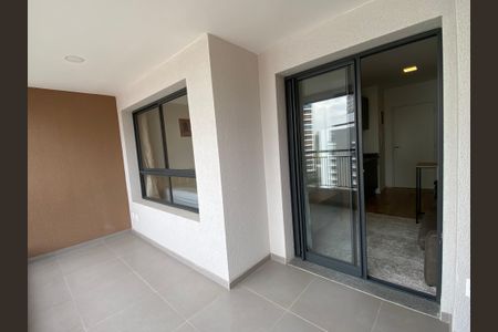 Apartamento para alugar com 34m², 1 quarto e sem vagaVaranda